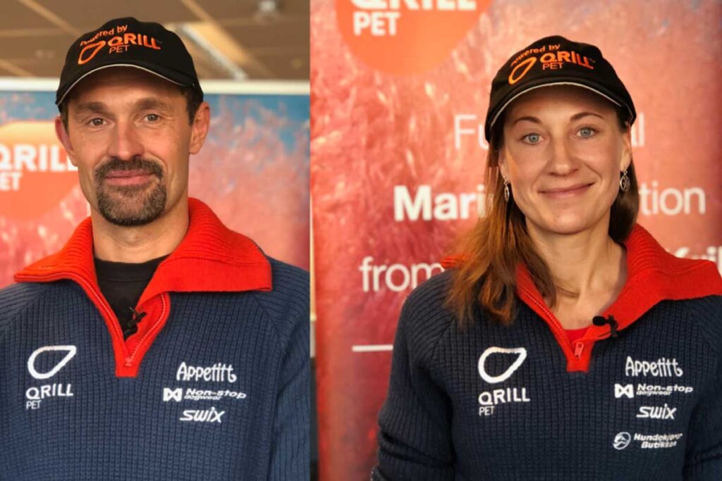 Bildemontasje: Langdistanse hundekjørere Thomas Wærner (venstre) og Marit Beate Kasin (høyre) poserer iført grå og rød strikkegenser med sponsorlogoer på, deriblant Appetitt.